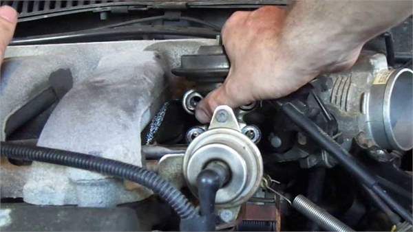 what is an egr valve