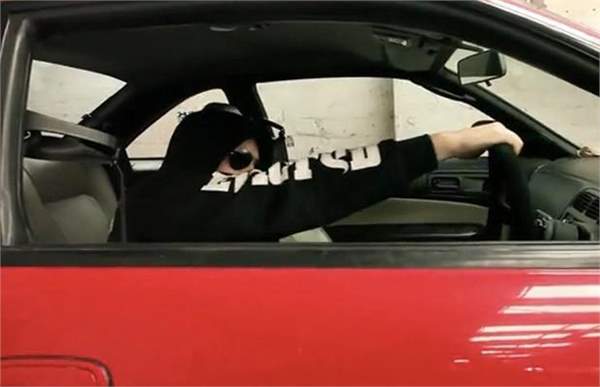 how to stay awake when driving