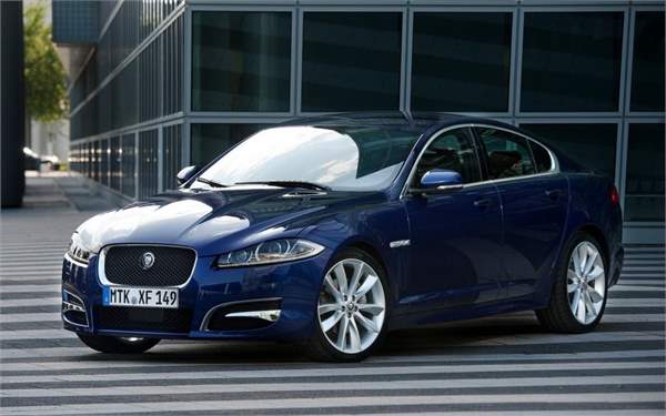 executive saloons jaguar-xf-05