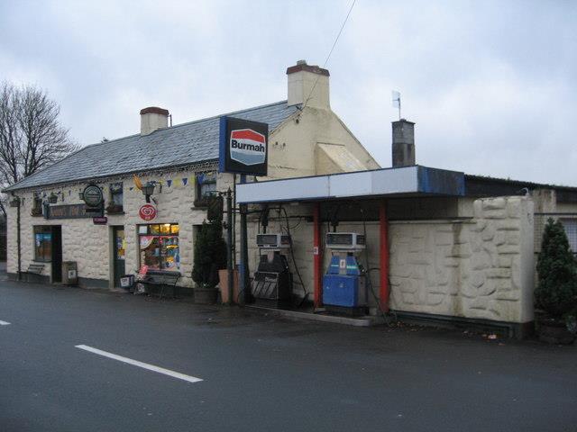 A Guide to Driving in Ireland petrol station